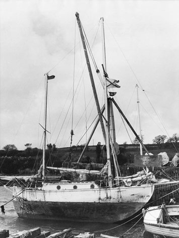 Circa 1969: Sir Robin Knox-Johnston's famous ketch, SUHAILI moored against the harbour wall at the Falmouth Boat Co after her record setting circumnavigation in the Sunday Times Golden Globe Race