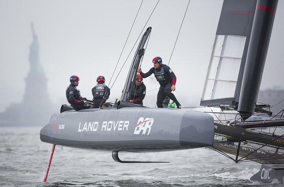 The Land Rover BAR team racing in New York last month (c) Lloyd images