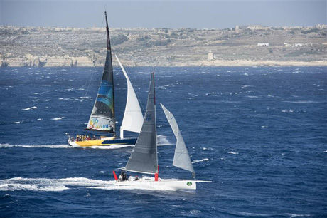 KUKA-LIGHT (SUI) and MONSTER PROJECT (RUS) entering the Comino Strait