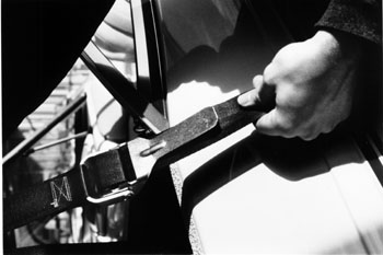 tie.JPG (21645 bytes)