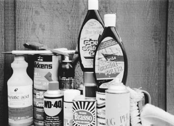 tools.jpg (25366 bytes)