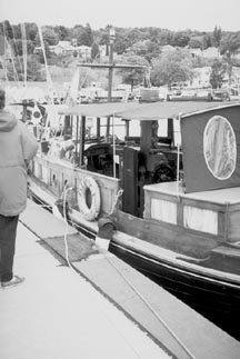 wooden2.jpg (21140 bytes)